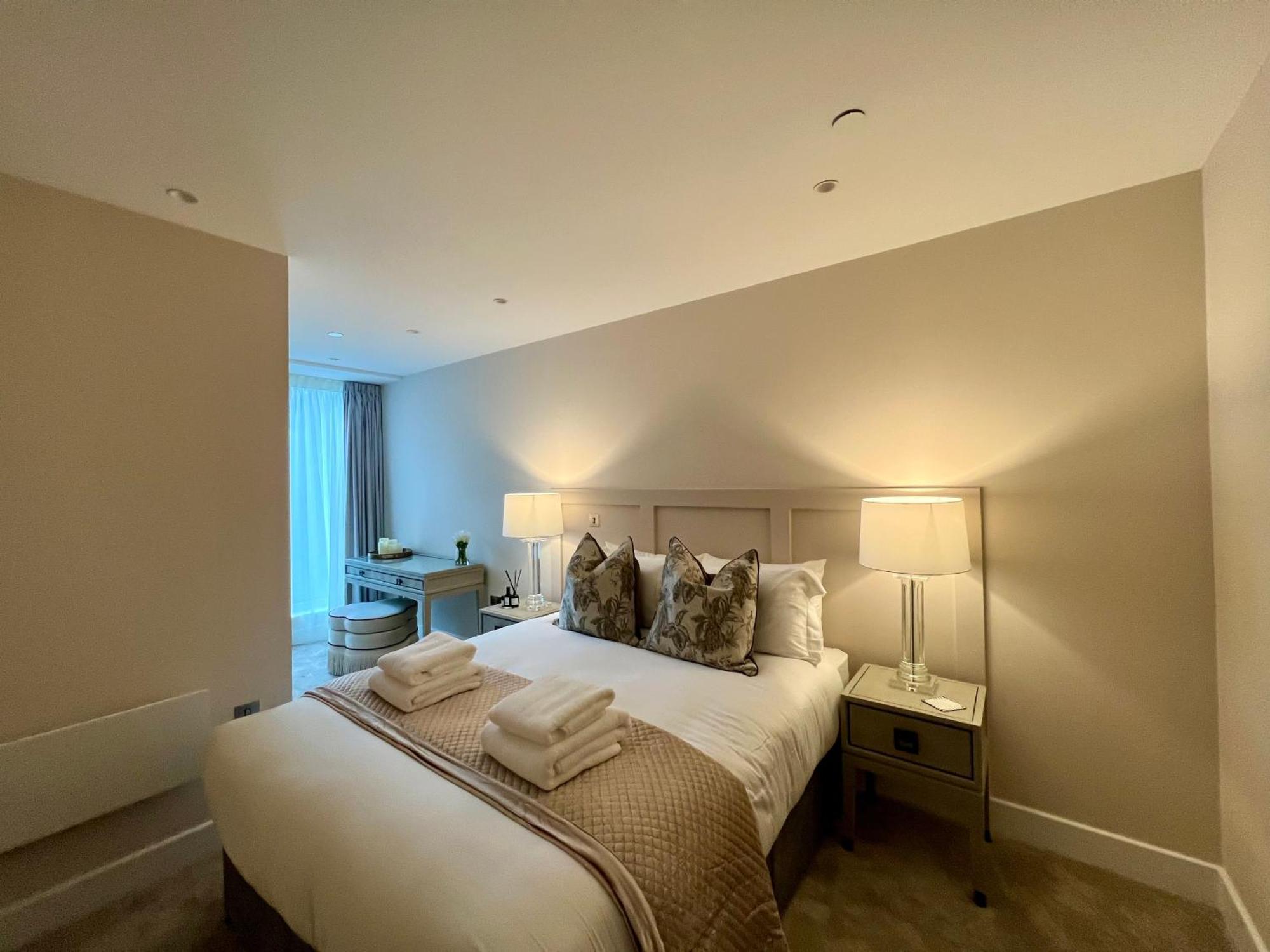 شقة The Noir Blanc Retreat At Ryedale House يورك المظهر الخارجي الصورة